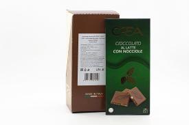 Шоколад Crea Classic Line молочный с кусочками фундука 100 гр